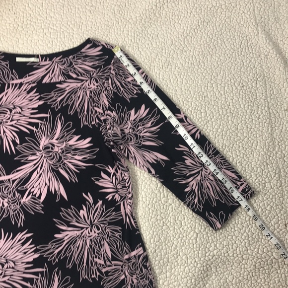 Laura Top - Picture 7 of 8